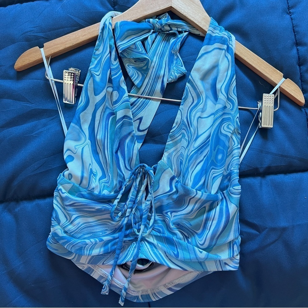 Cotton Candy LA Blue Halter Crop Top Tie Neck Printed Summer Top M